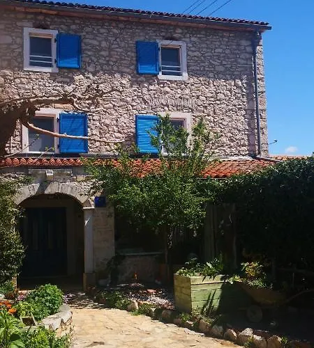 Casa Romantica Pensión Vilanija